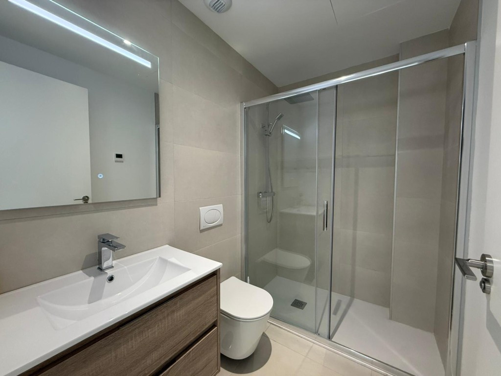 Appartement te koop in Fuengirola | 3 slaapkamers H5119258