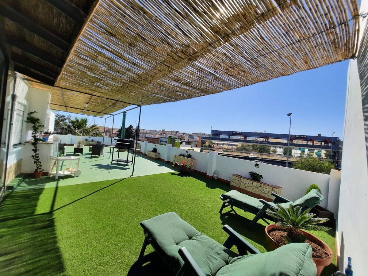 Appartement te koop in Fuengirola | 2 slaapkamers H5126188