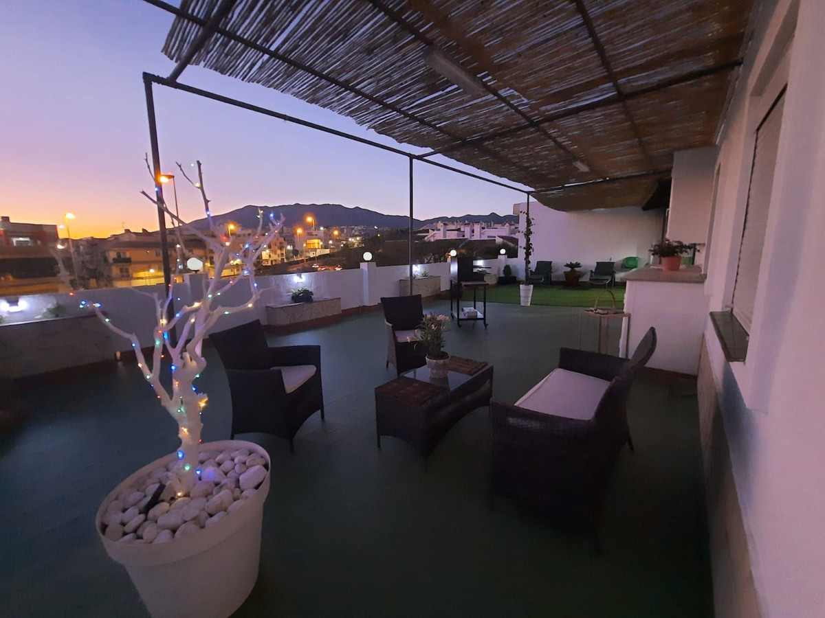 Appartement te koop in Fuengirola | 2 slaapkamers H5126188