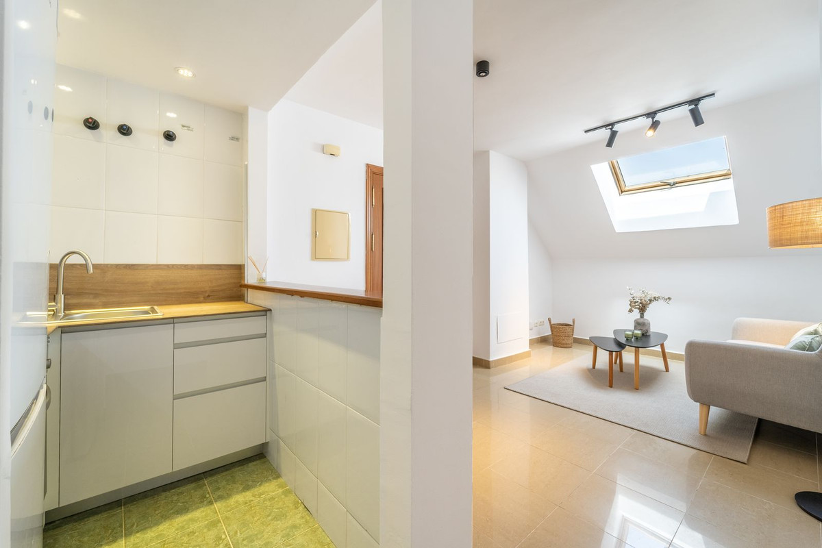 Penthouse for sale in Fuengirola | 2 bedrooms H5130946