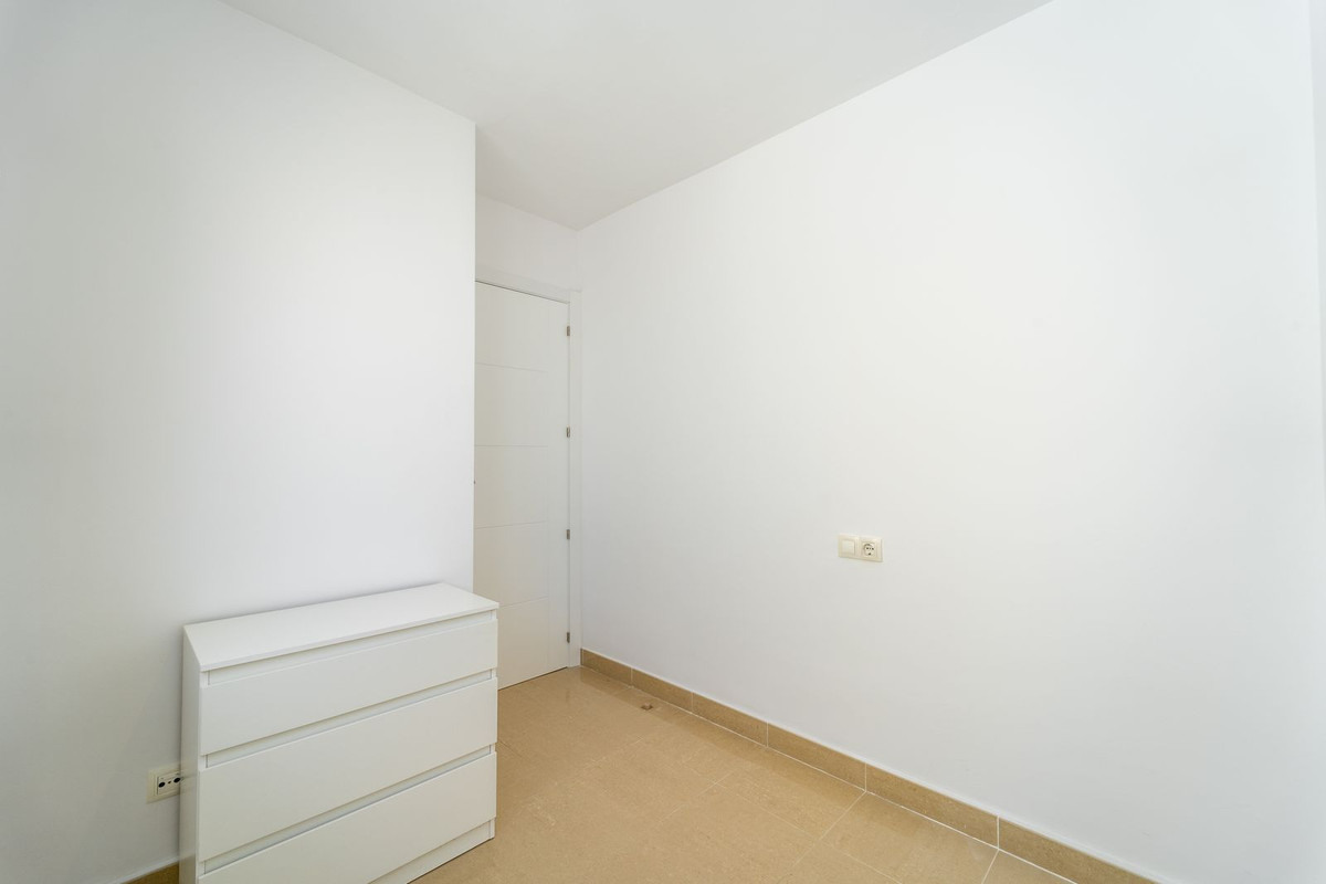Penthouse for sale in Fuengirola | 2 bedrooms H5130946