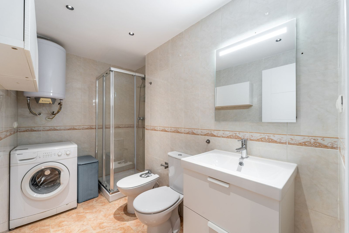 Penthouse for sale in Fuengirola | 2 bedrooms H5130946