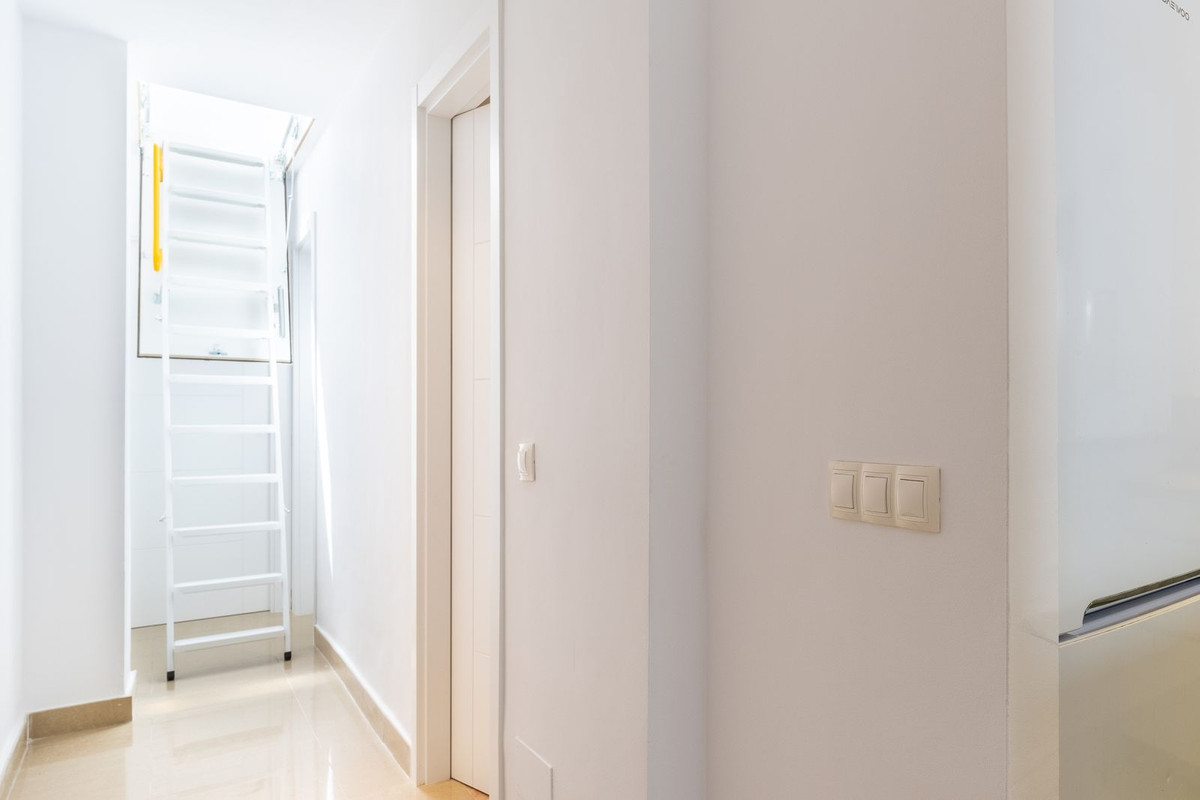 Penthouse for sale in Fuengirola | 2 bedrooms H5130946
