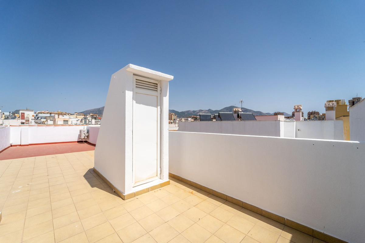 Penthouse for sale in Fuengirola | 2 bedrooms H5130946