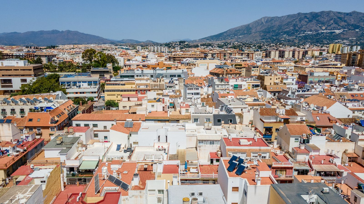 Penthouse for sale in Fuengirola | 2 bedrooms H5130946