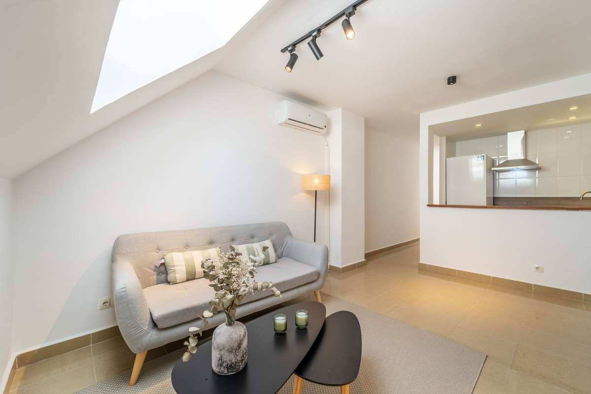 Penthouse for sale in Fuengirola | 2 bedrooms H5130946