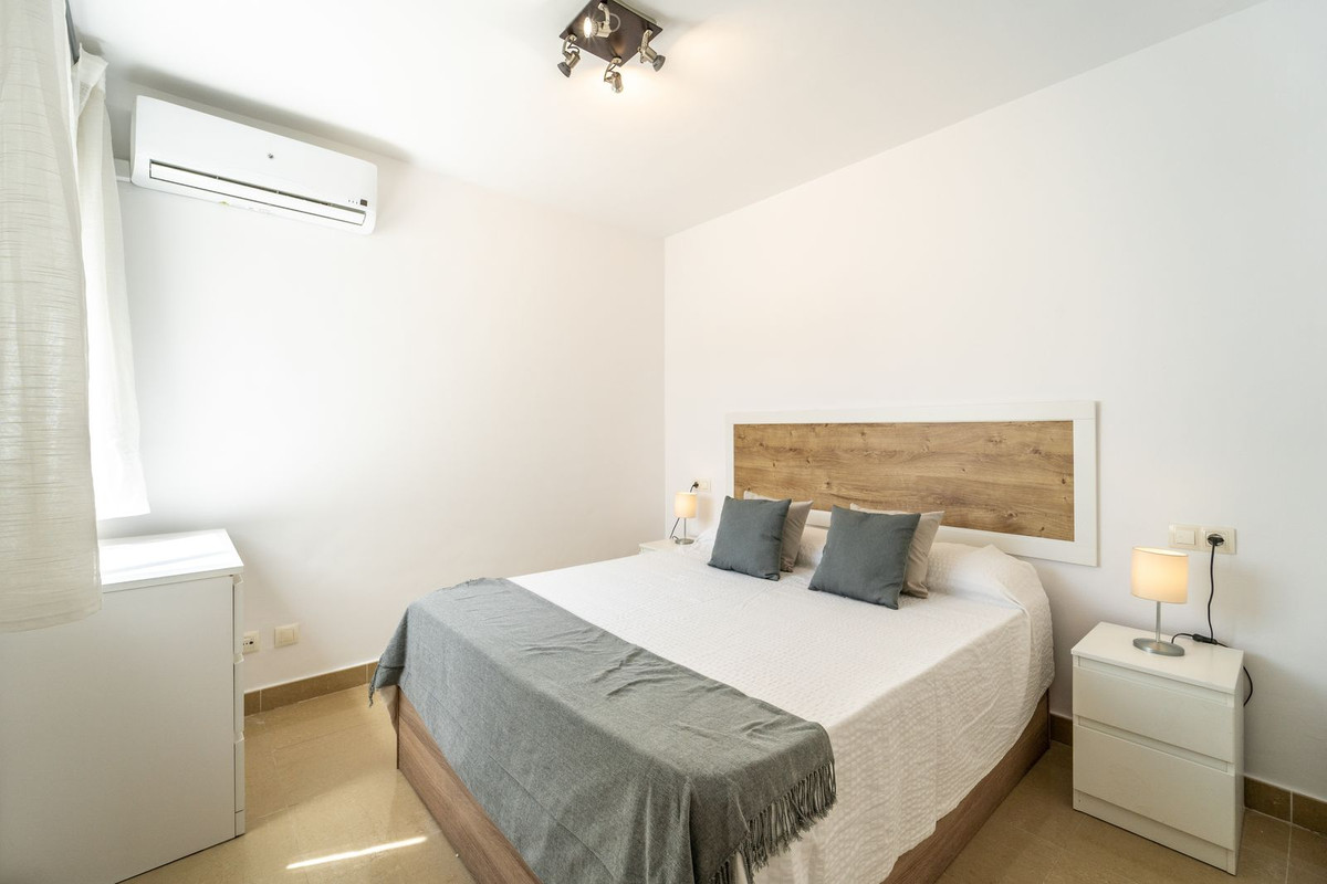 Penthouse for sale in Fuengirola | 2 bedrooms H5130946