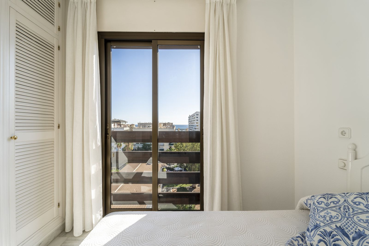 Apartment for sale in Fuengirola | 2 bedrooms H5130985