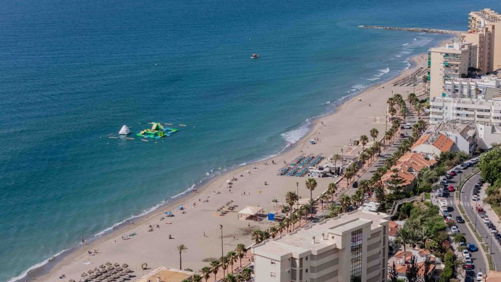 Apartment for sale in Fuengirola | 4 bedrooms H5131078