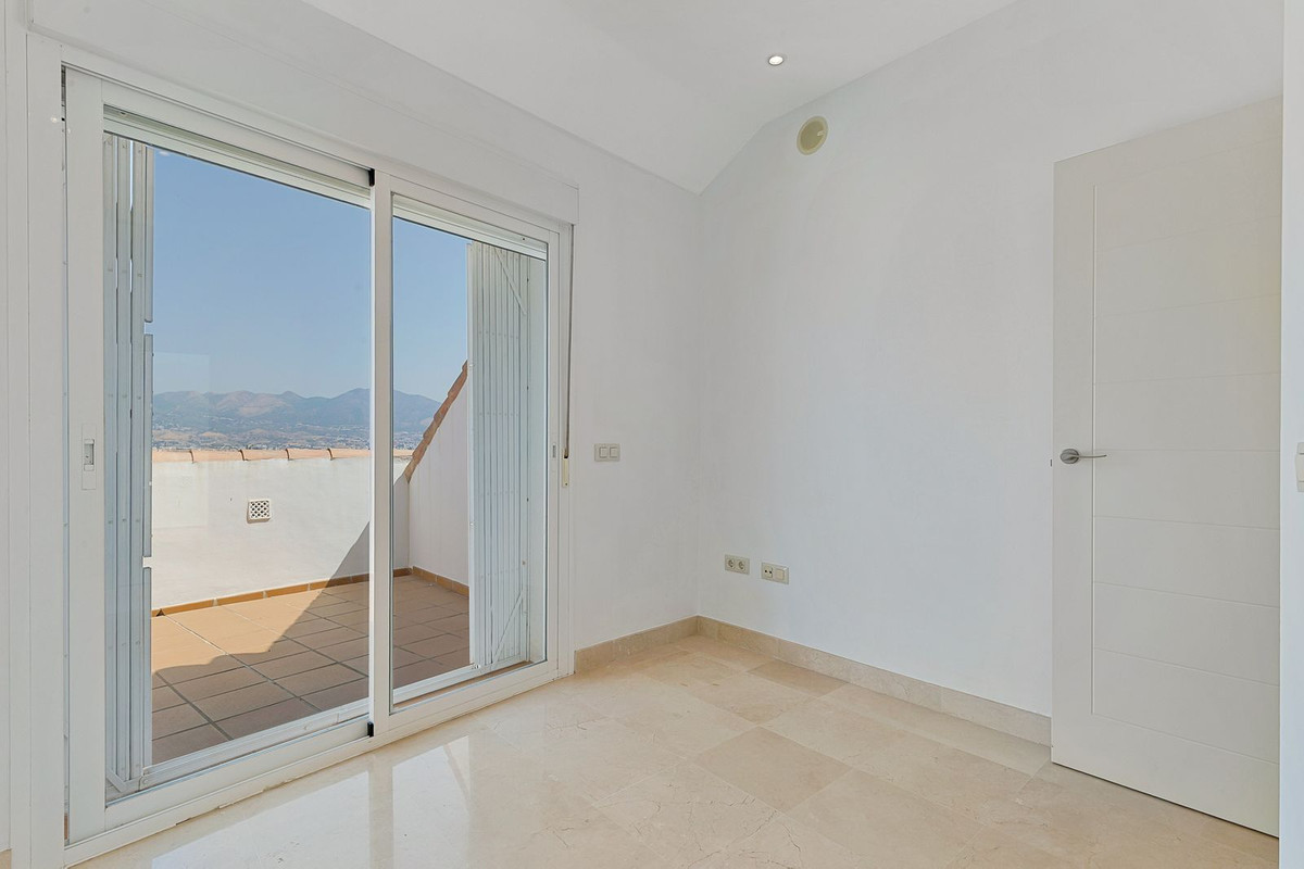 Penthouse te koop in Fuengirola | 2 slaapkamers H5133307