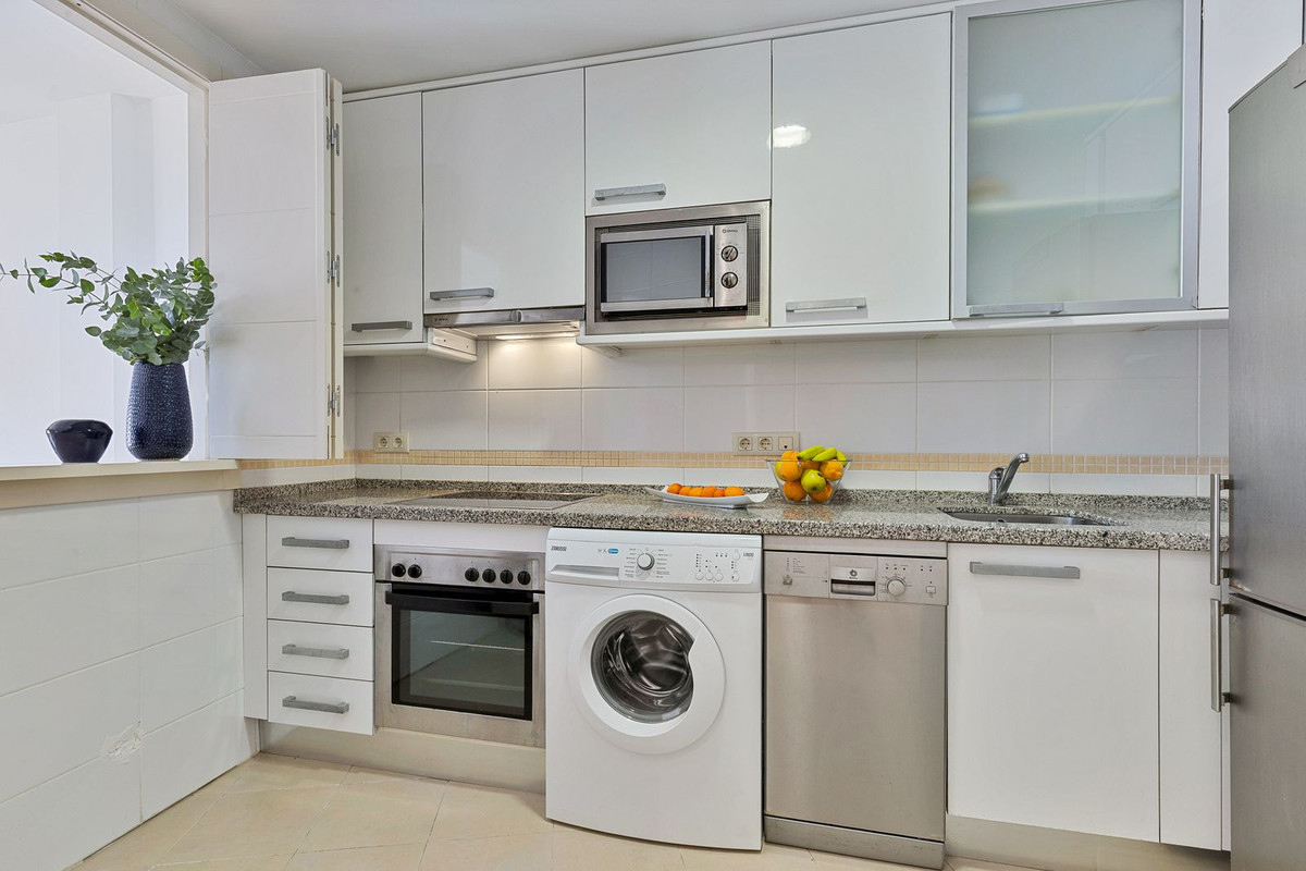 Penthouse te koop in Fuengirola | 2 slaapkamers H5133307