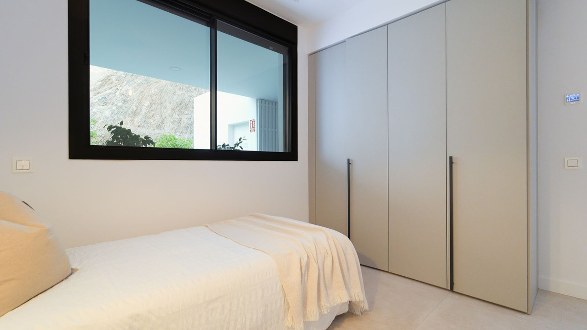 Appartement te koop in Fuengirola | 2 slaapkamers H5134417