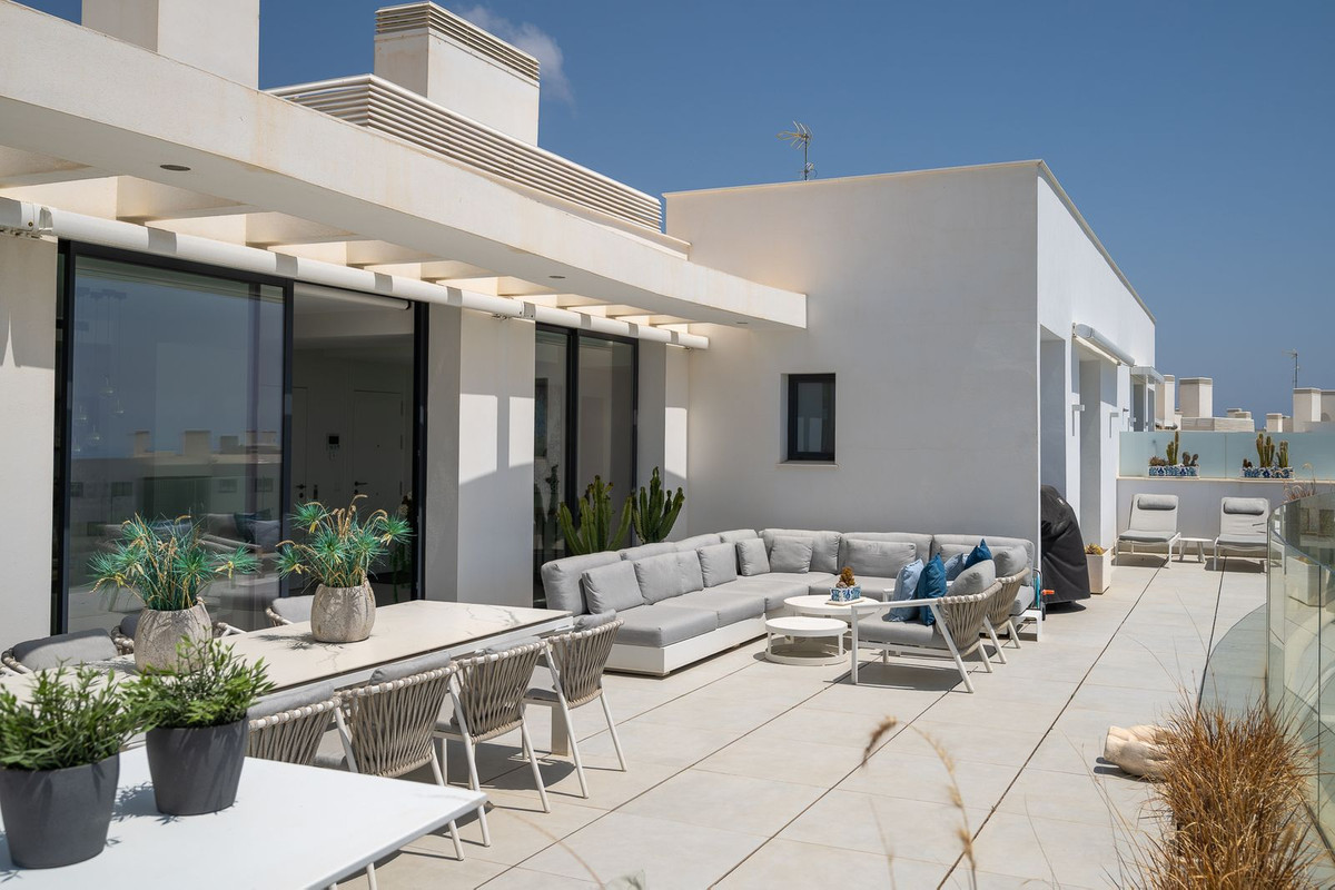 Penthouse te koop in Fuengirola | 3 slaapkamers H5135473