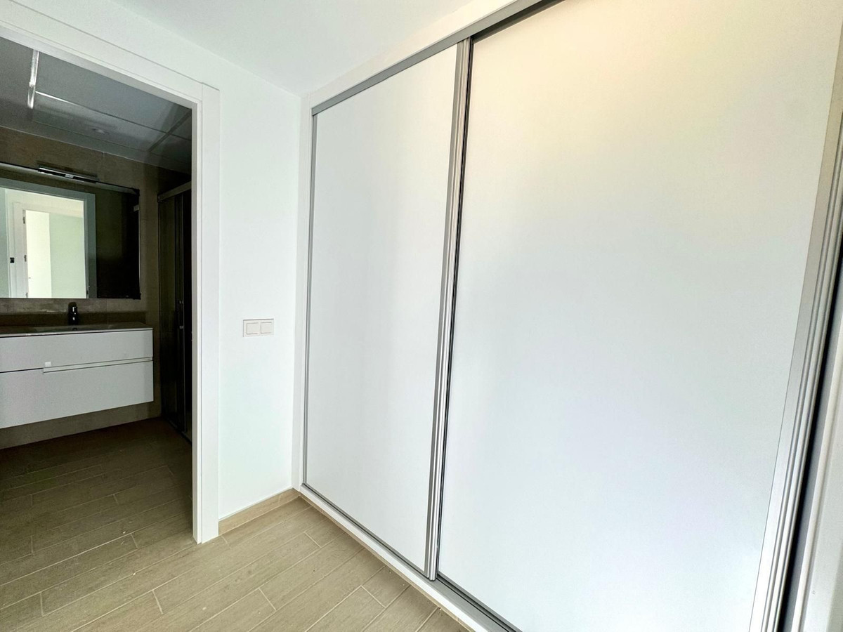 Appartement te koop in Fuengirola | 2 slaapkamers H5138815