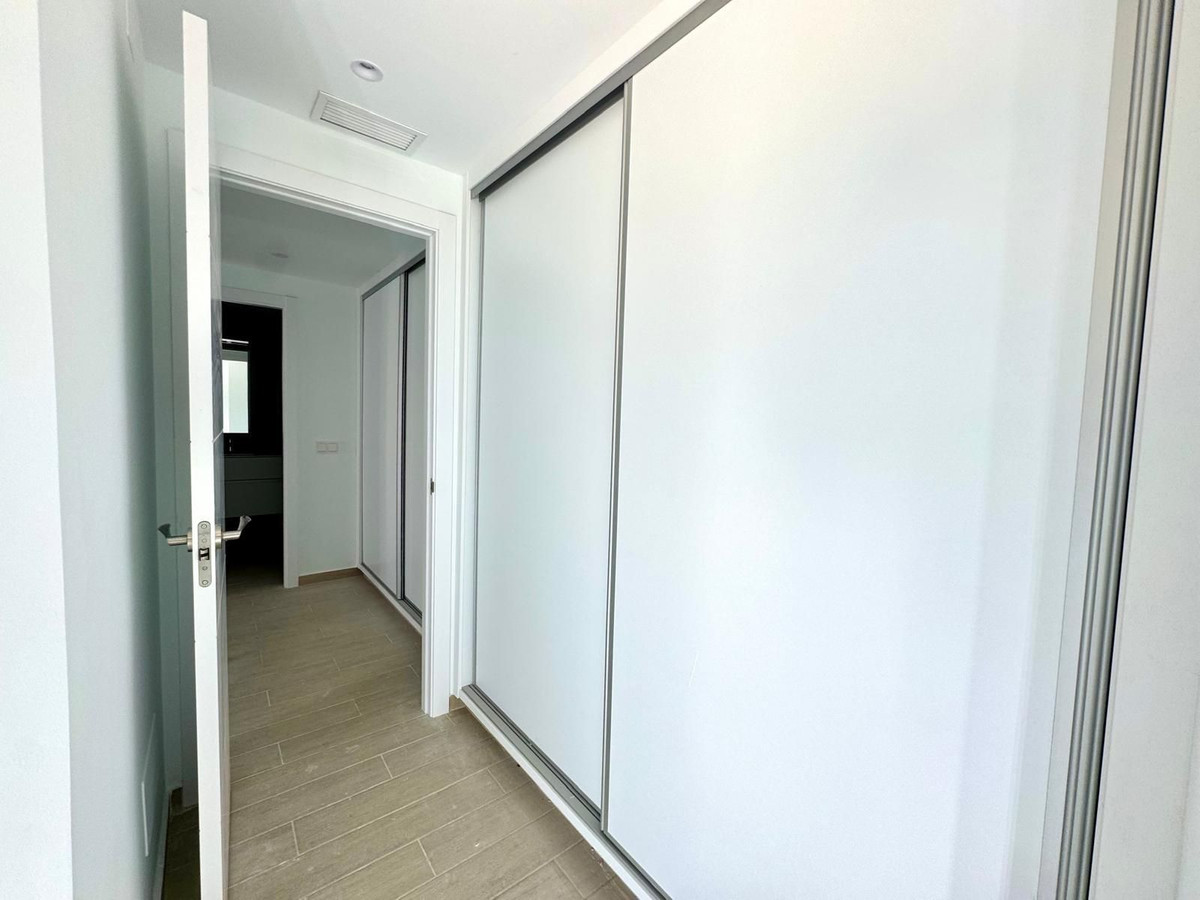 Appartement te koop in Fuengirola | 2 slaapkamers H5138815