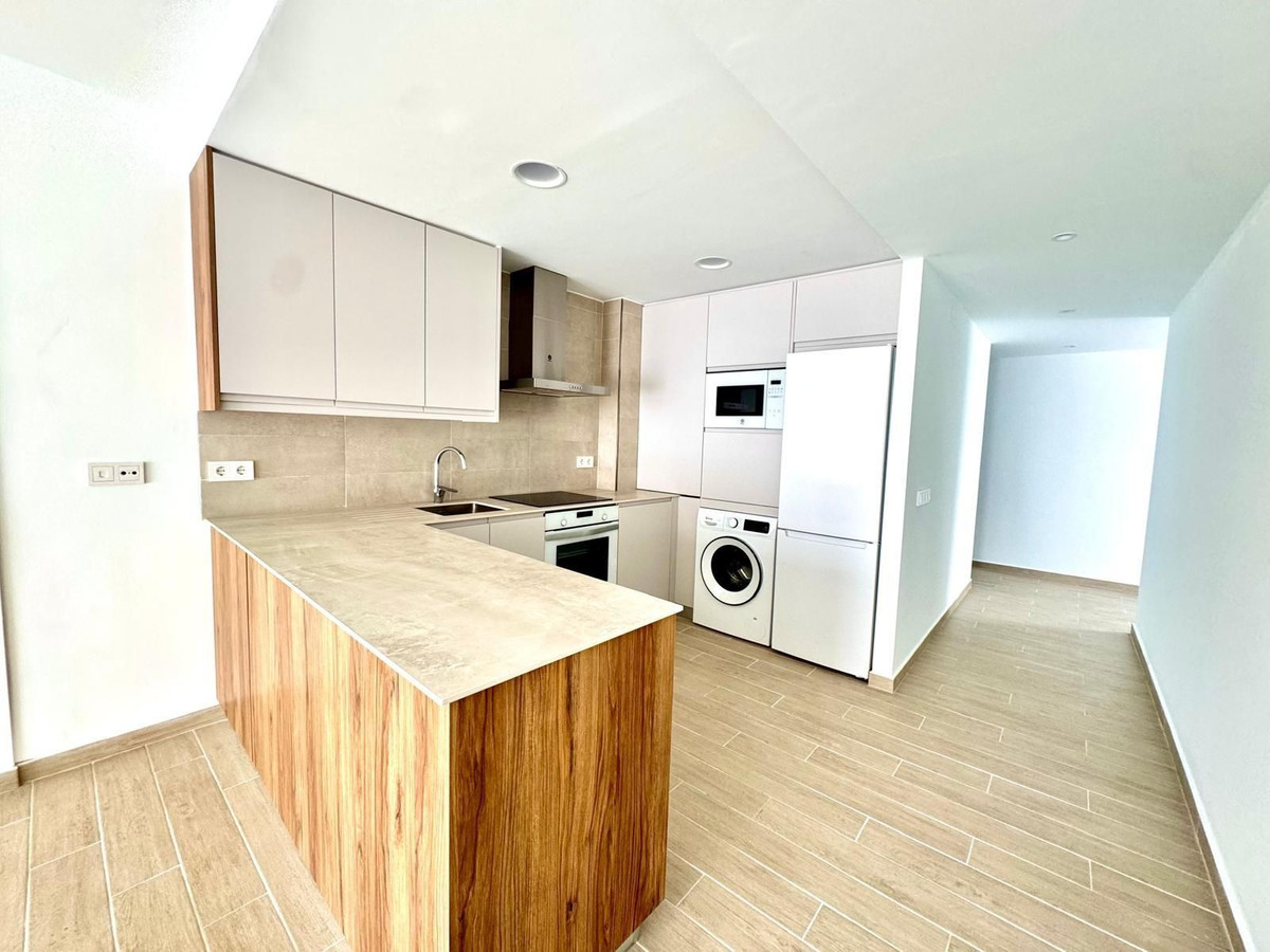 Appartement te koop in Fuengirola | 2 slaapkamers H5138815