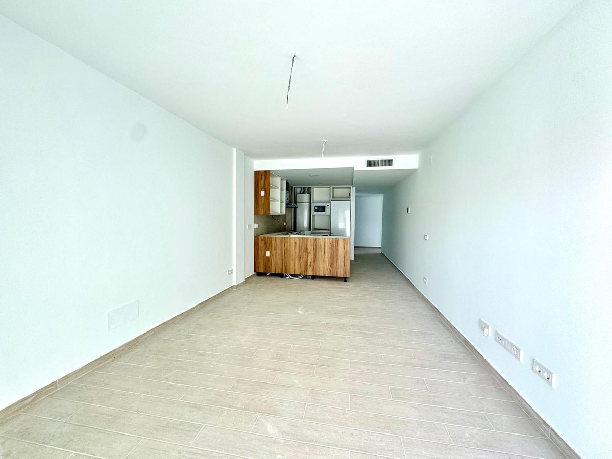 Appartement te koop in Fuengirola | 2 slaapkamers H5138815