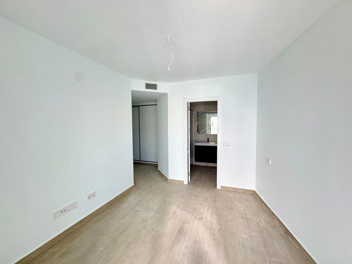 Appartement te koop in Fuengirola | 2 slaapkamers H5138815