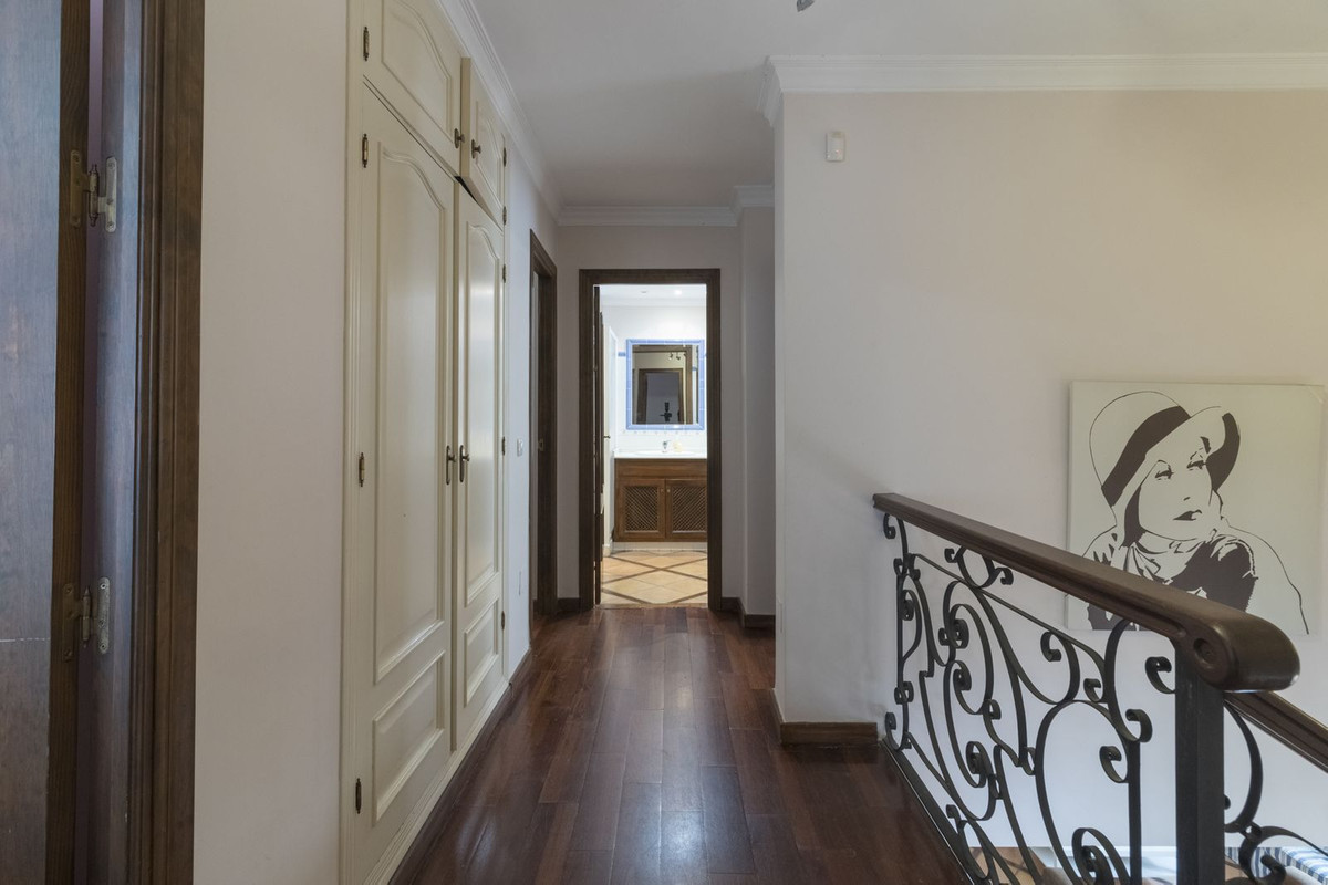 Appartement te koop in Fuengirola | 6 slaapkamers H5144044