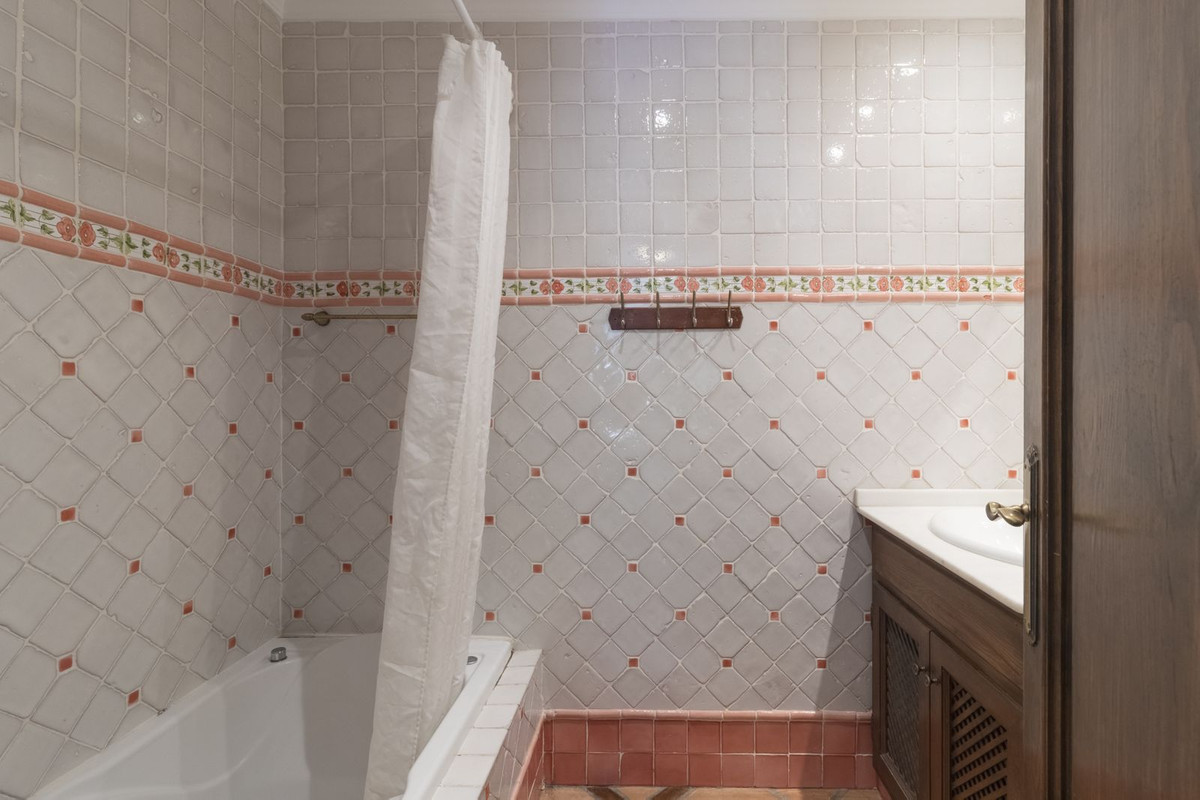 Appartement te koop in Fuengirola | 6 slaapkamers H5144044