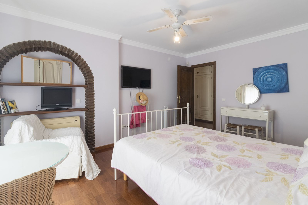 Appartement te koop in Fuengirola | 6 slaapkamers H5144044