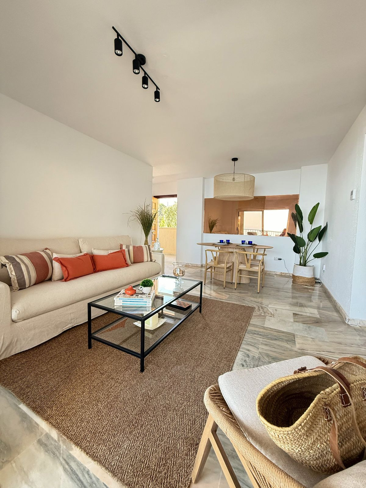 Appartement te koop in Fuengirola | 2 slaapkamers H5147467