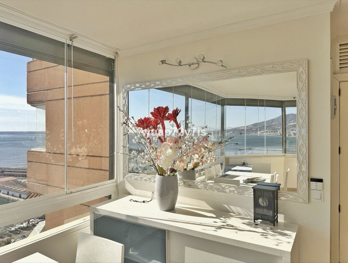 Appartement te koop in Fuengirola | 2 slaapkamers H5147980