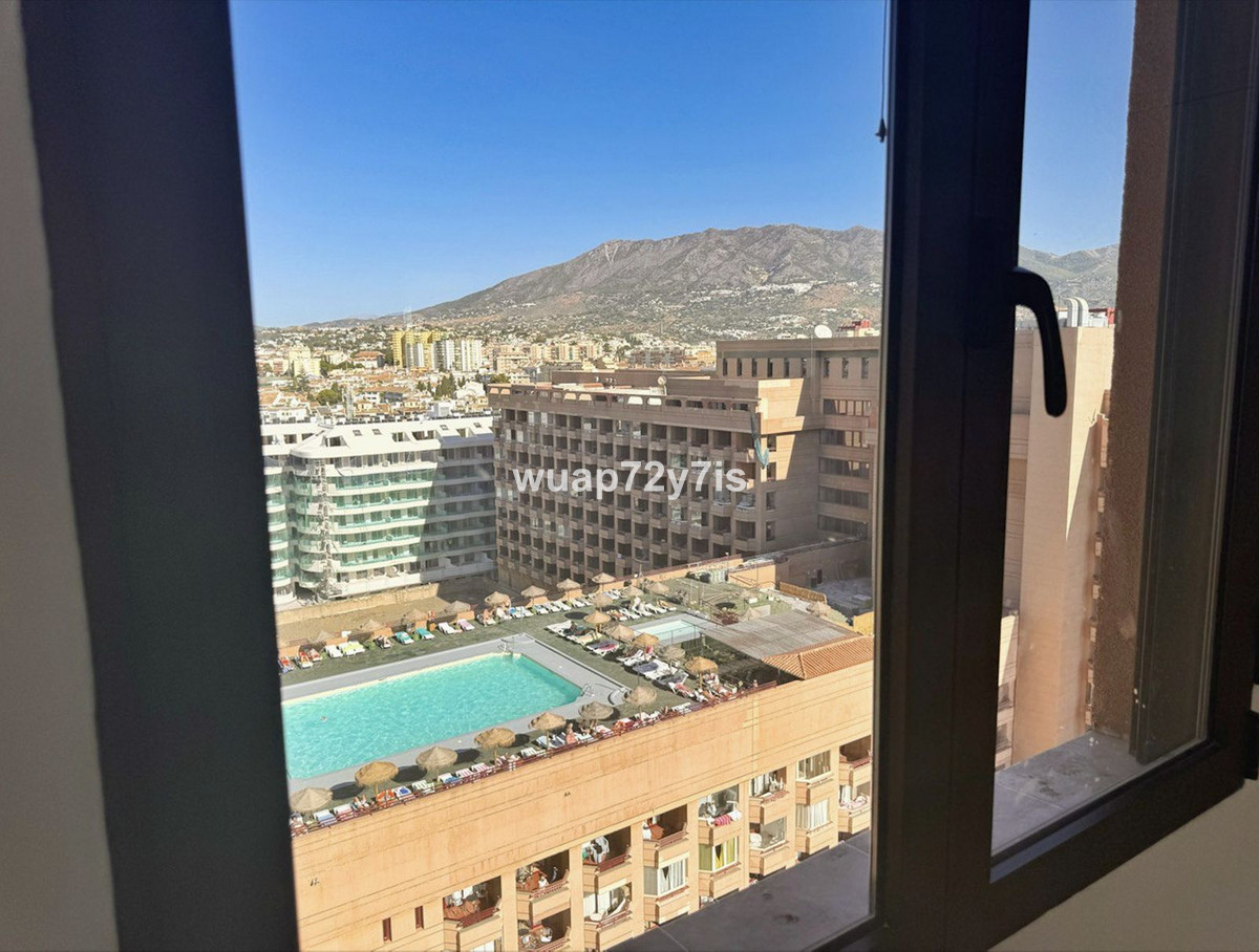 Appartement te koop in Fuengirola | 2 slaapkamers H5147980