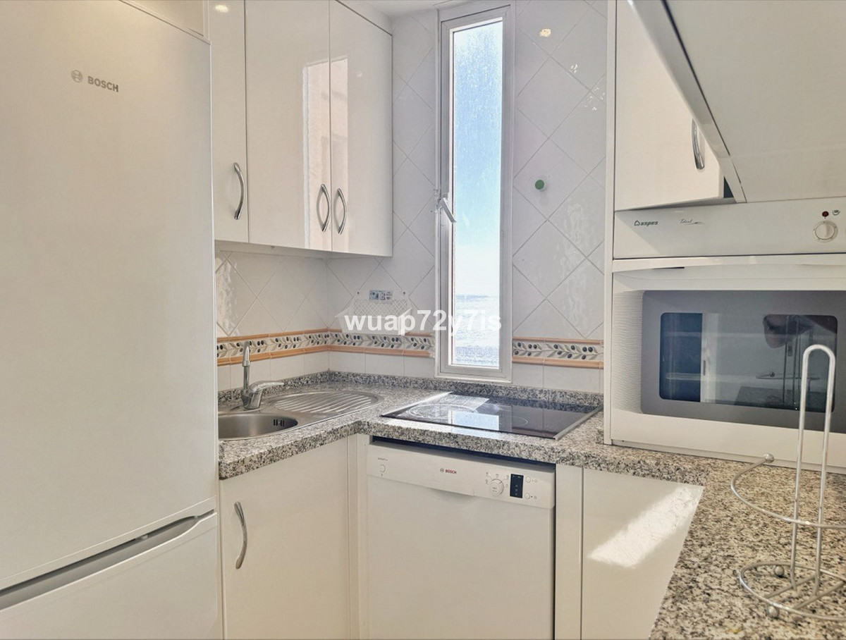 Appartement te koop in Fuengirola | 2 slaapkamers H5147980