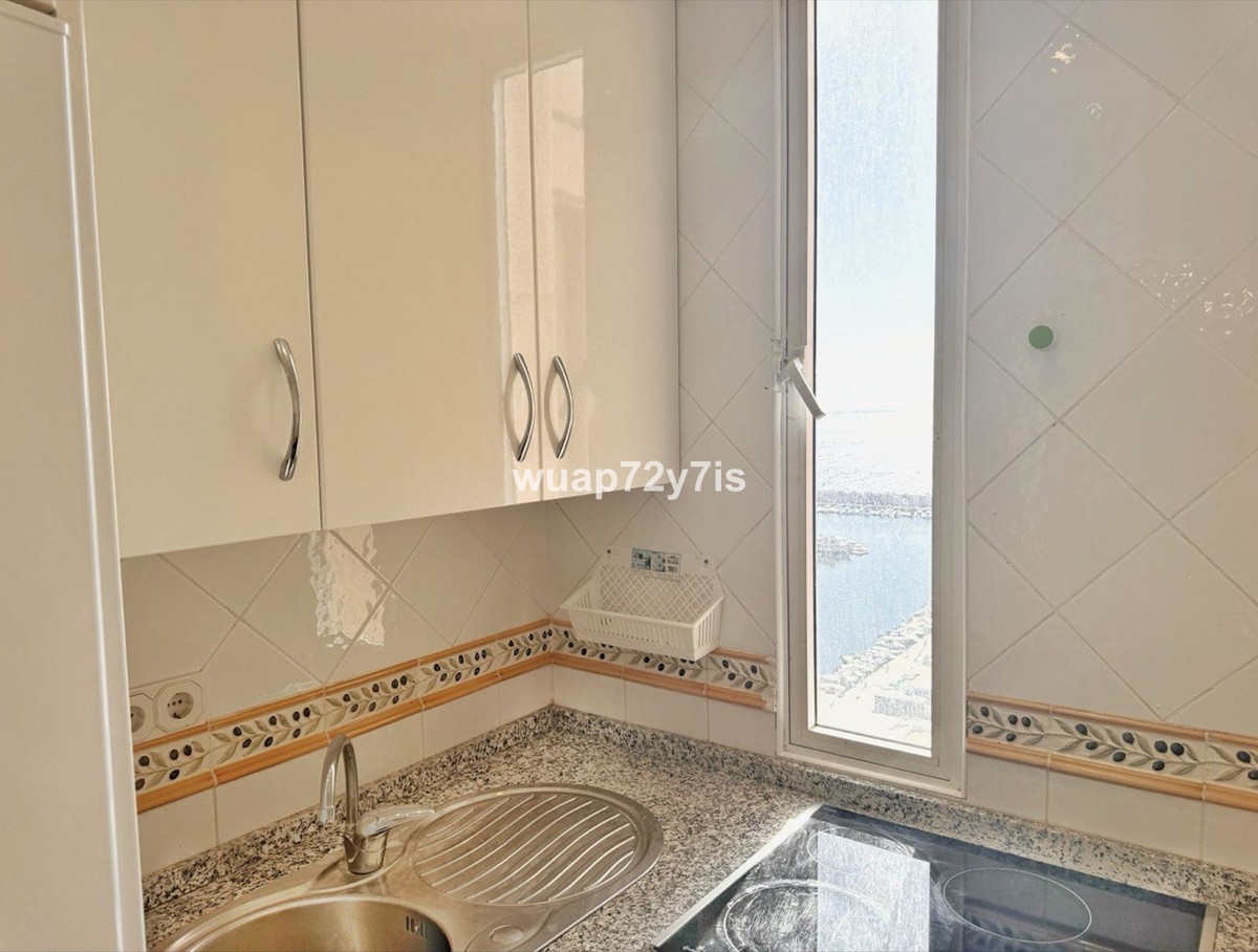 Appartement te koop in Fuengirola | 2 slaapkamers H5147980