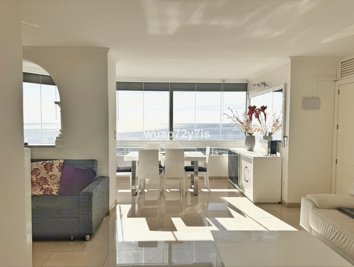 Appartement te koop in Fuengirola | 2 slaapkamers H5147980