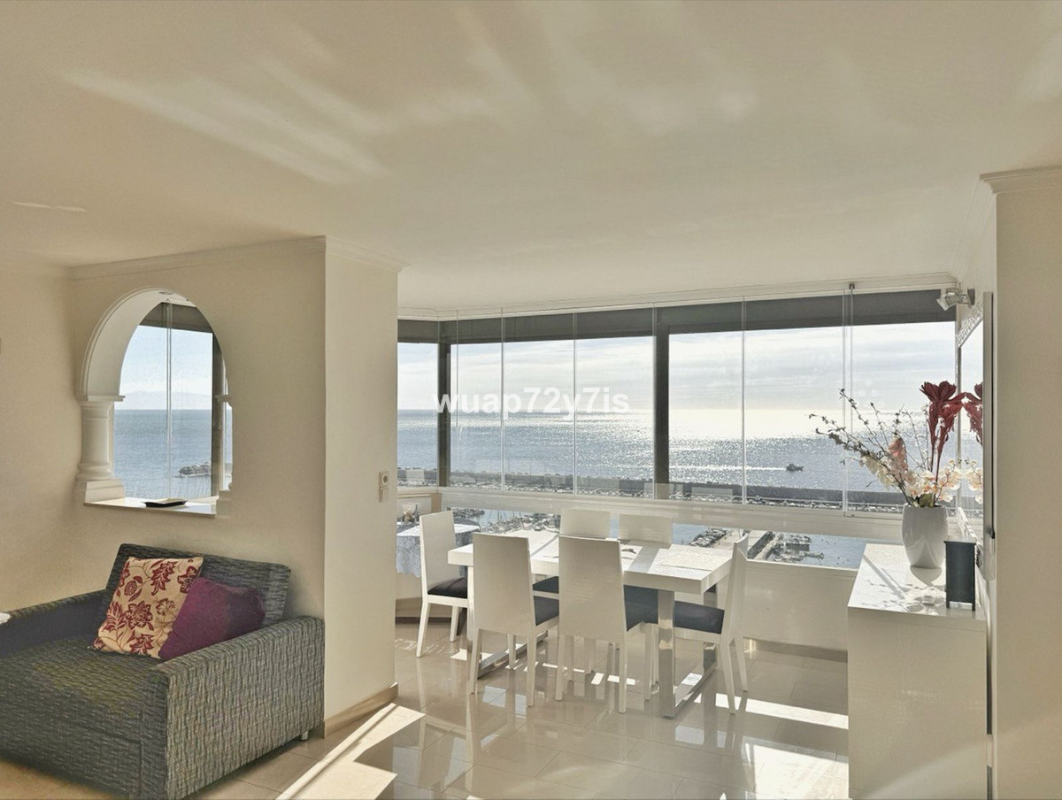 Appartement te koop in Fuengirola | 2 slaapkamers H5147980