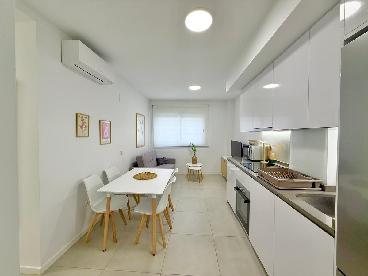 Appartement te koop in Fuengirola | 2 slaapkamers H5153683