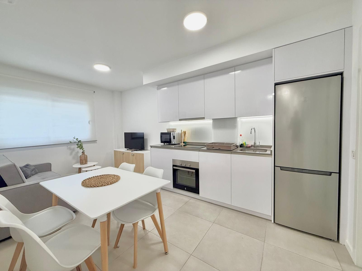 Appartement te koop in Fuengirola | 2 slaapkamers H5153683