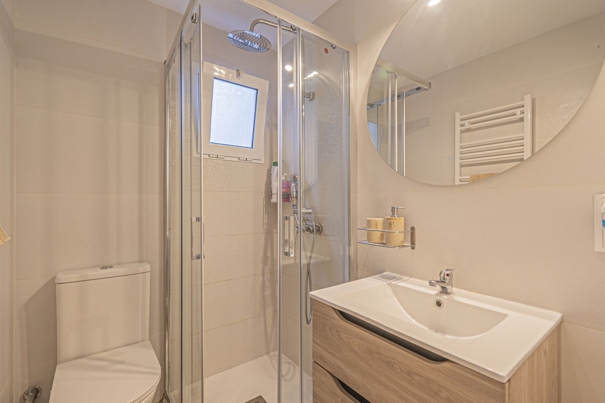Appartement te koop in Fuengirola | 3 slaapkamers H5155045