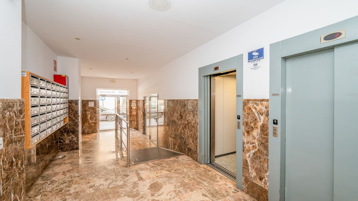 Appartement te koop in Fuengirola | 2 slaapkamers H5155093