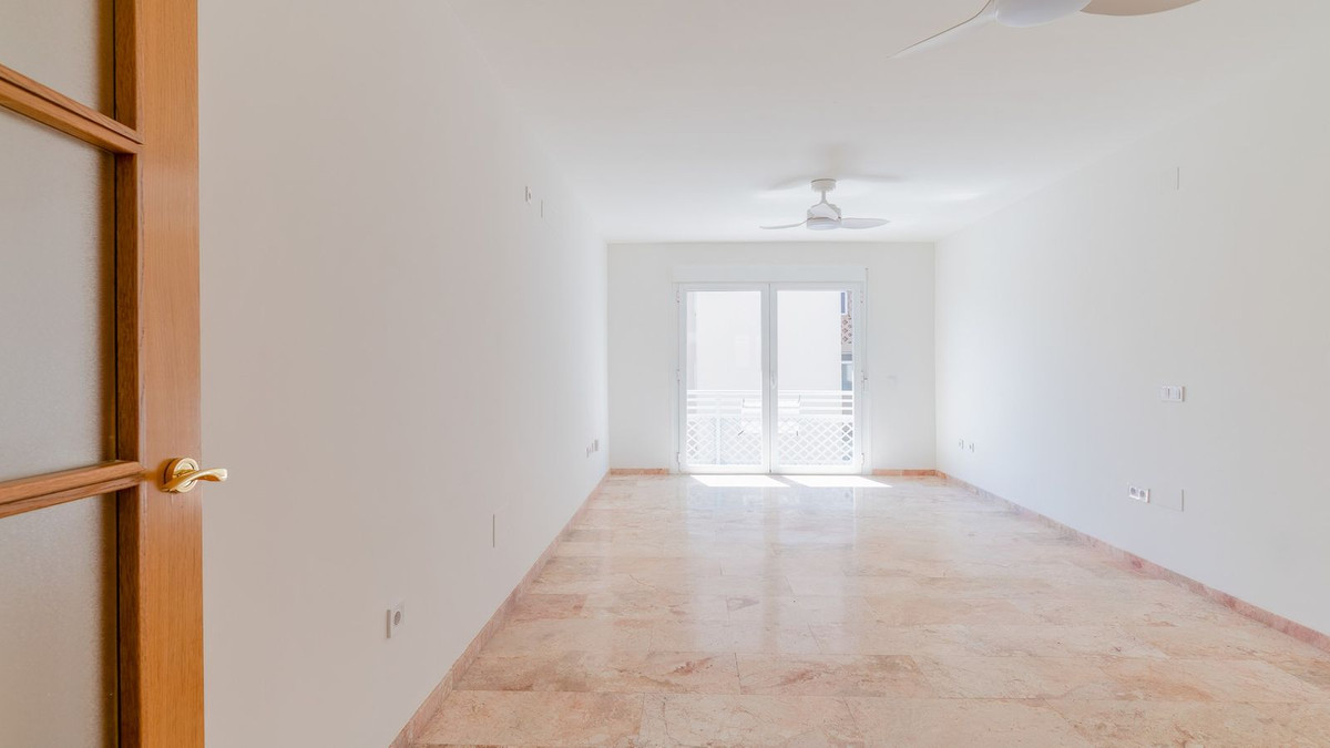 Appartement te koop in Fuengirola | 2 slaapkamers H5155093