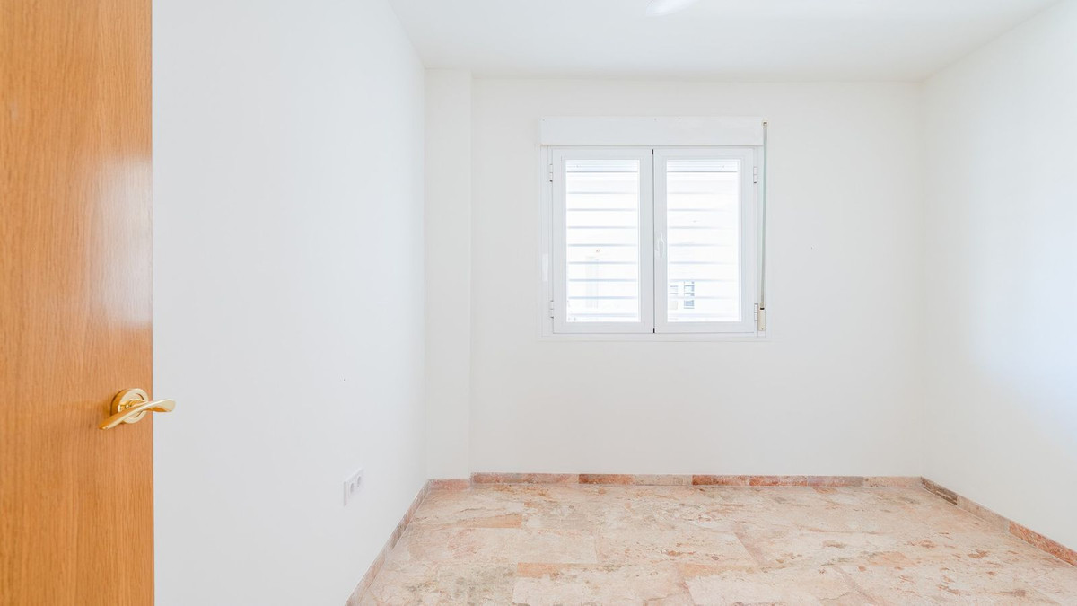 Appartement te koop in Fuengirola | 2 slaapkamers H5155093