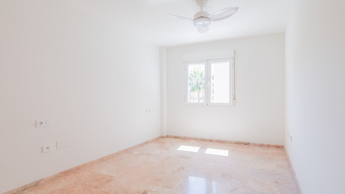 Appartement te koop in Fuengirola | 2 slaapkamers H5155093