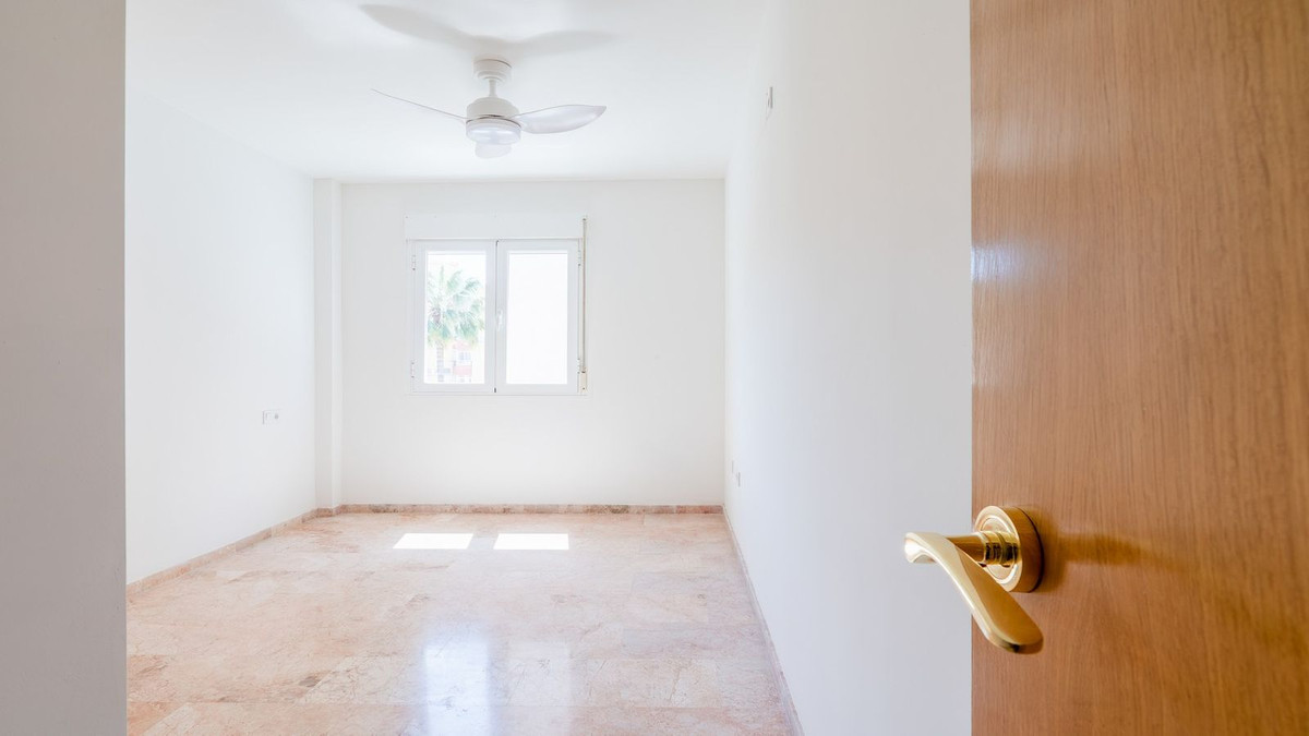 Appartement te koop in Fuengirola | 2 slaapkamers H5155093