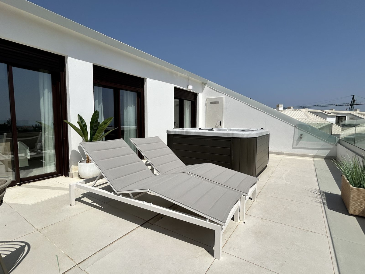 Penthouse te koop in Fuengirola | 3 slaapkamers H5157151