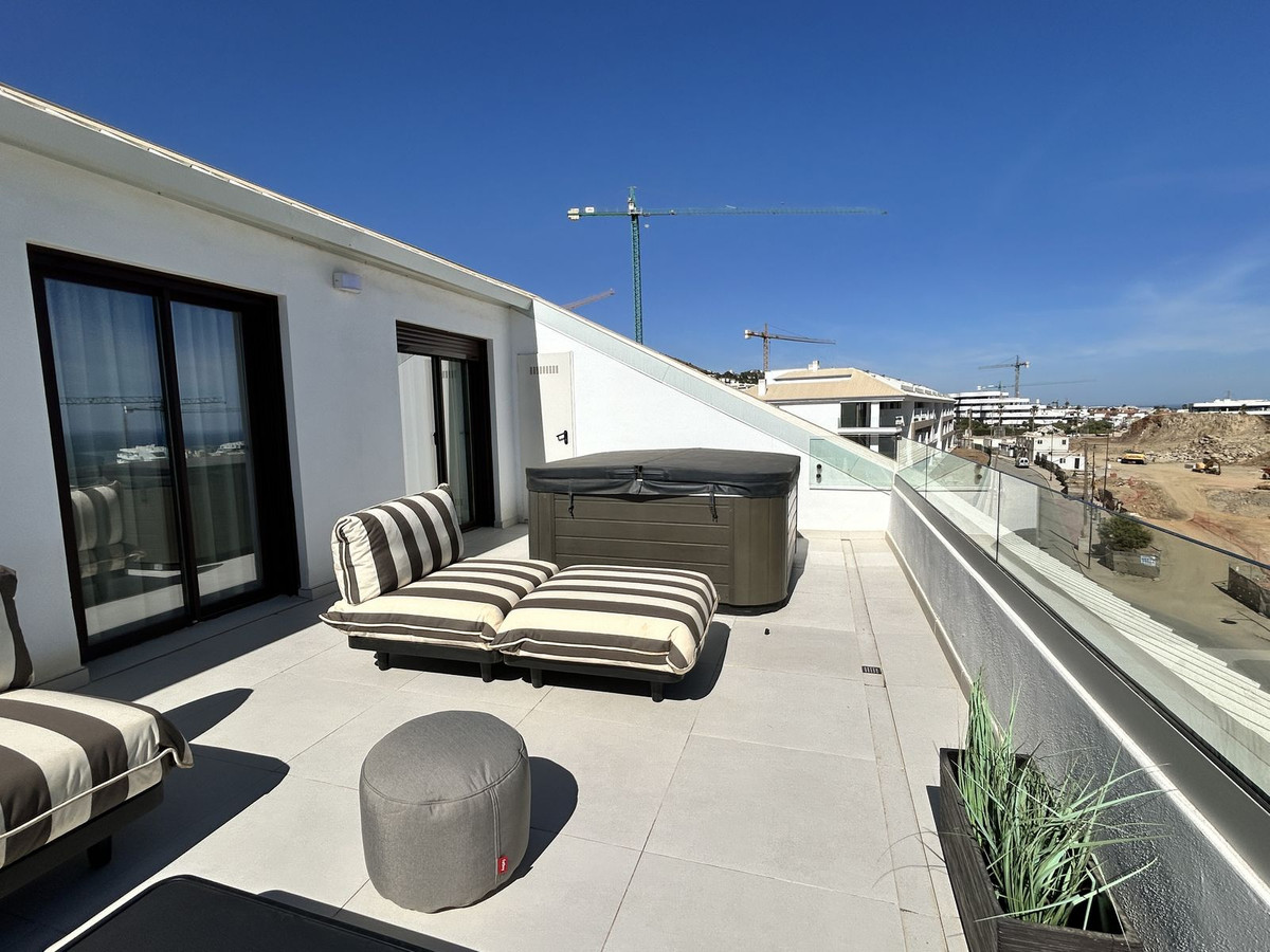Penthouse te koop in Fuengirola | 3 slaapkamers H5157376