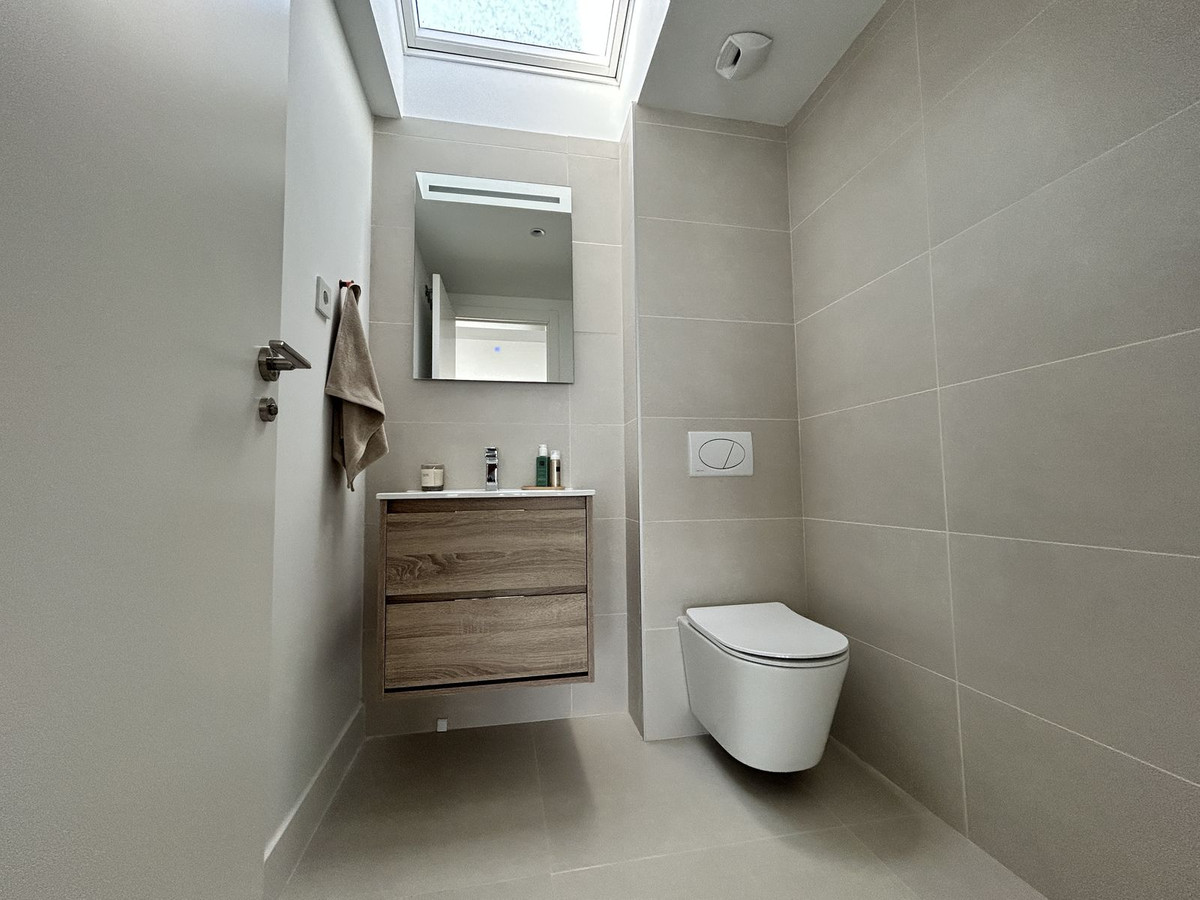 Penthouse te koop in Fuengirola | 3 slaapkamers H5157376