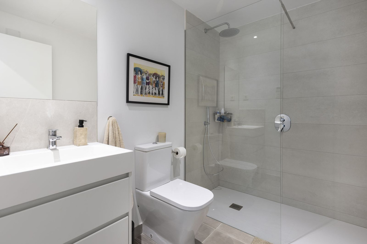 Appartement te koop in Fuengirola | 2 slaapkamers H5160823