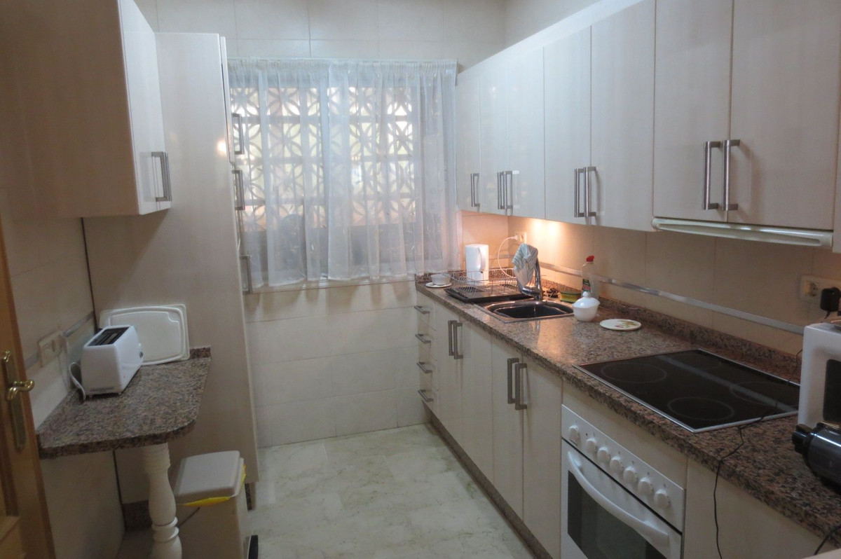 Appartement te koop in Fuengirola | 2 slaapkamers H5161297