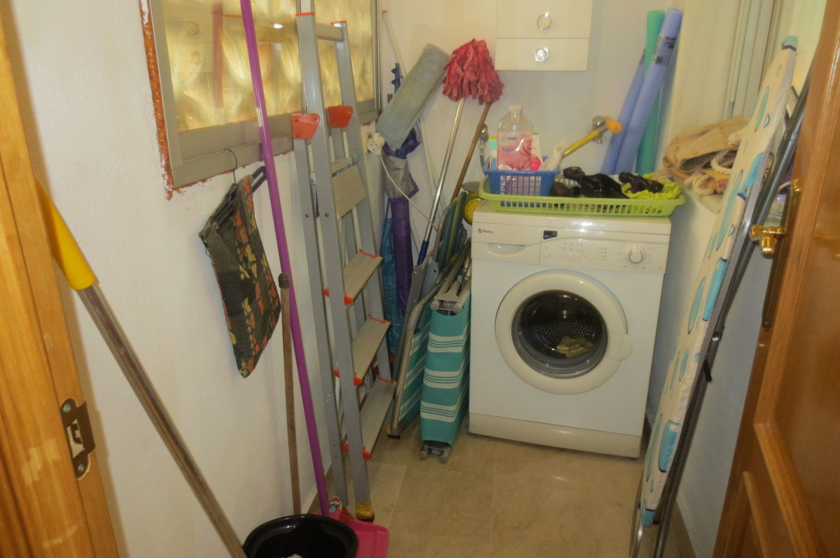 Appartement te koop in Fuengirola | 2 slaapkamers H5161297