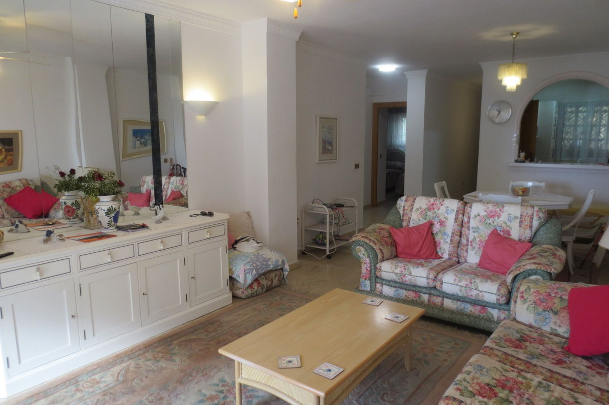 Appartement te koop in Fuengirola | 2 slaapkamers H5161297