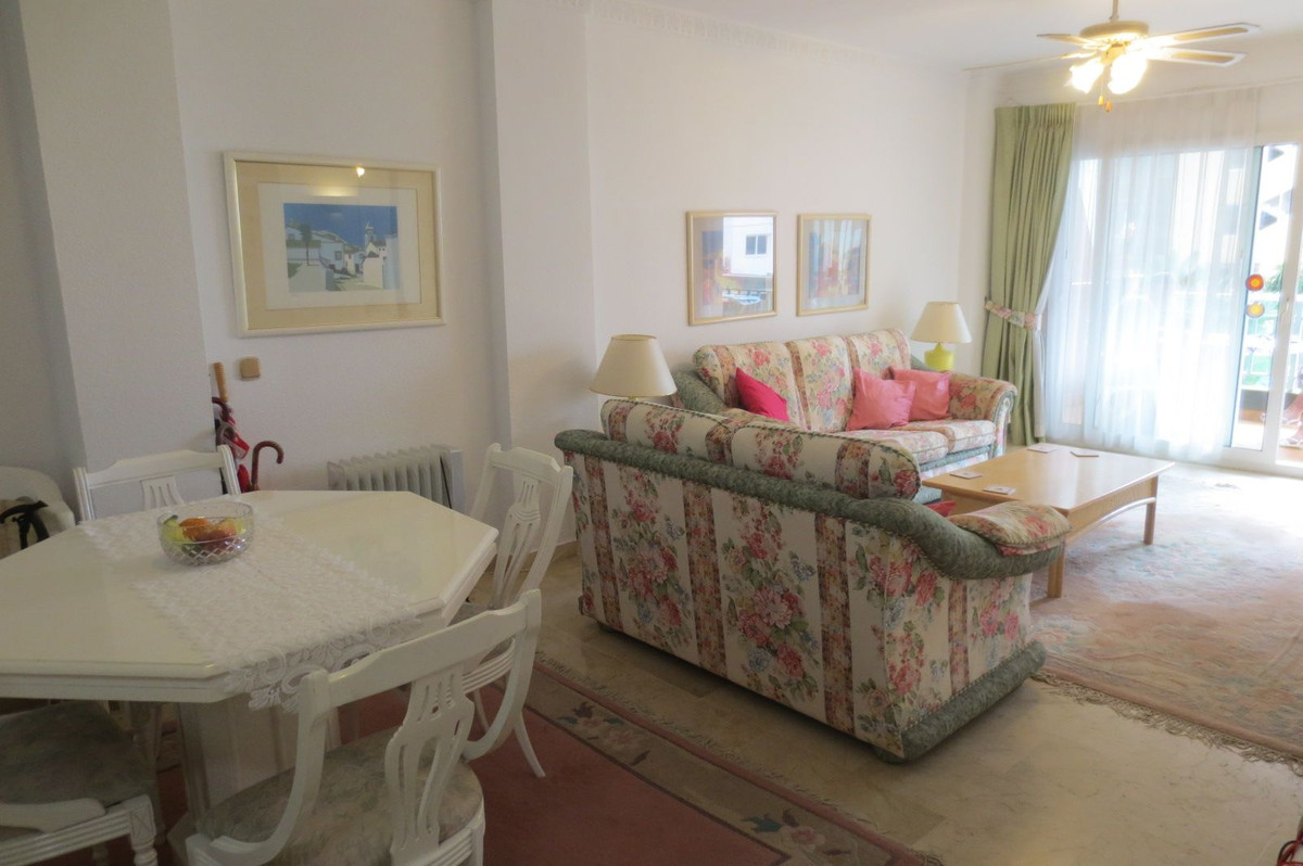 Appartement te koop in Fuengirola | 2 slaapkamers H5161297