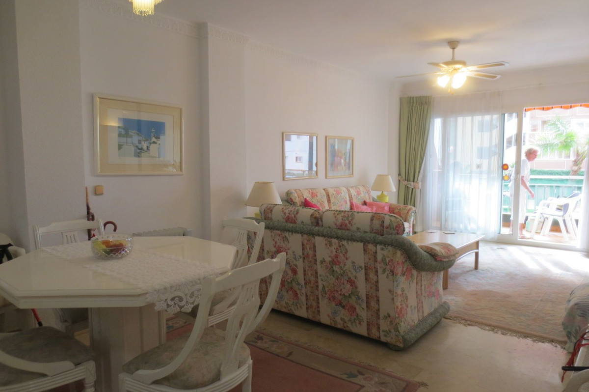 Appartement te koop in Fuengirola | 2 slaapkamers H5161297