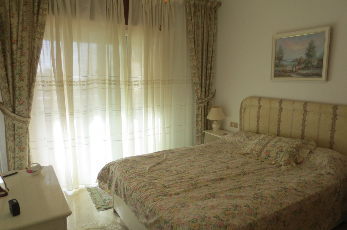 Appartement te koop in Fuengirola | 2 slaapkamers H5161297